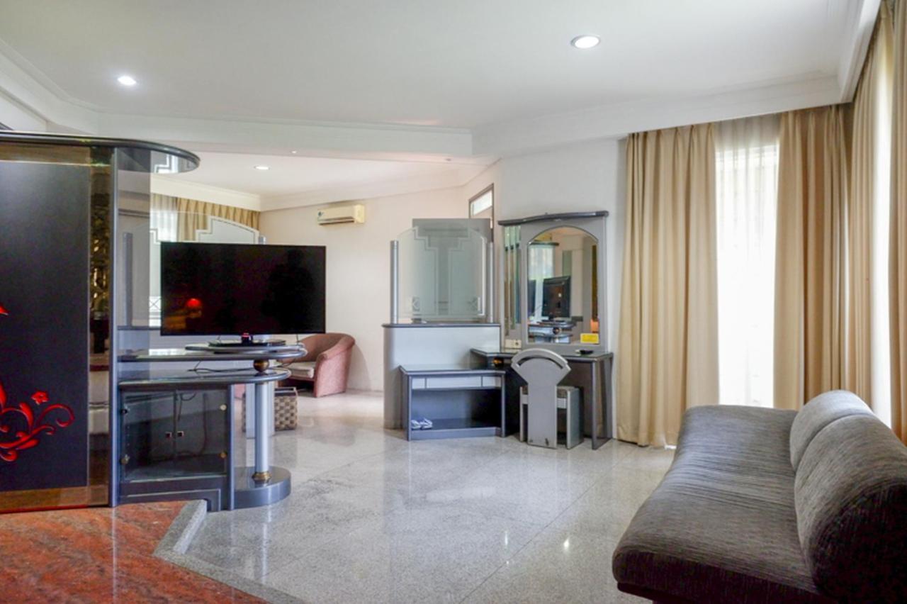 Hotel New Puri Garden Bandara Semarang Exterior photo