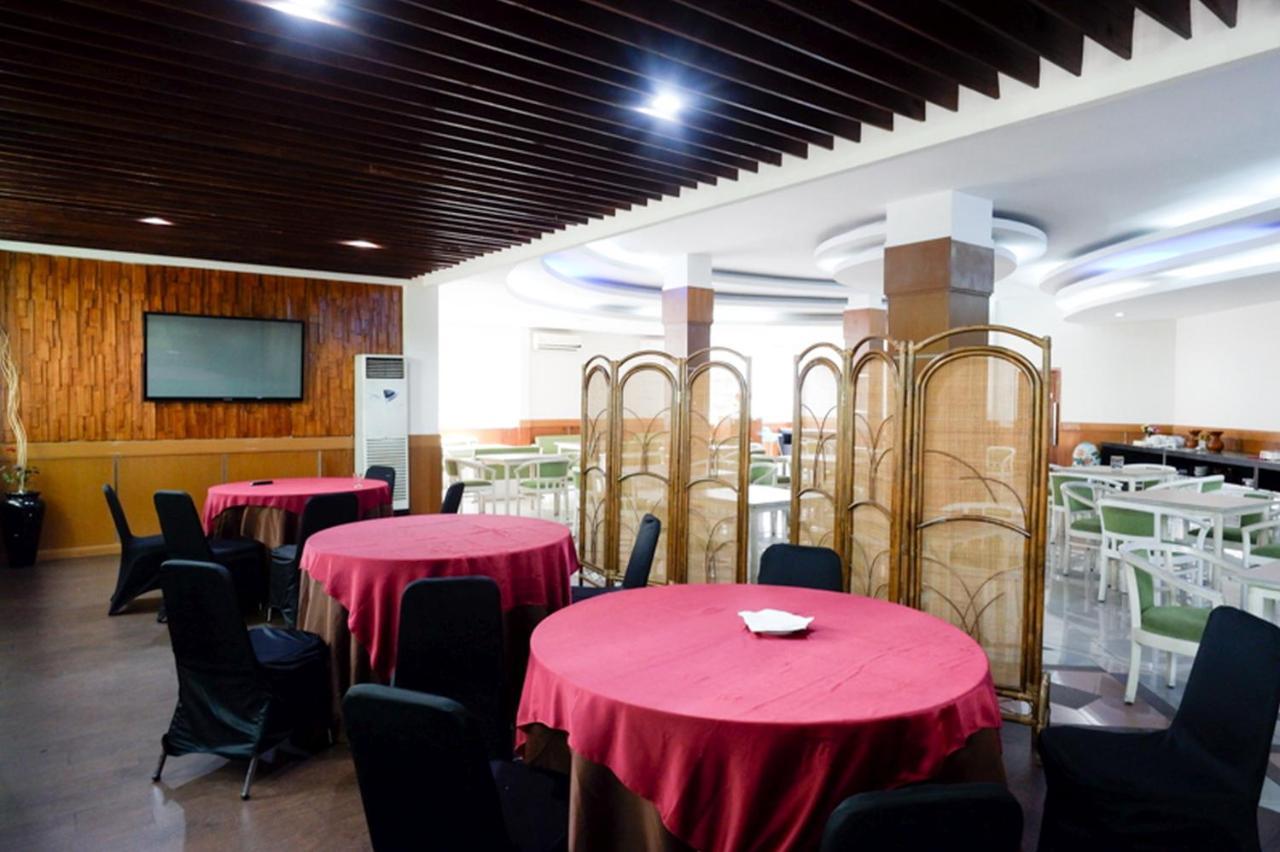 Hotel New Puri Garden Bandara Semarang Exterior photo