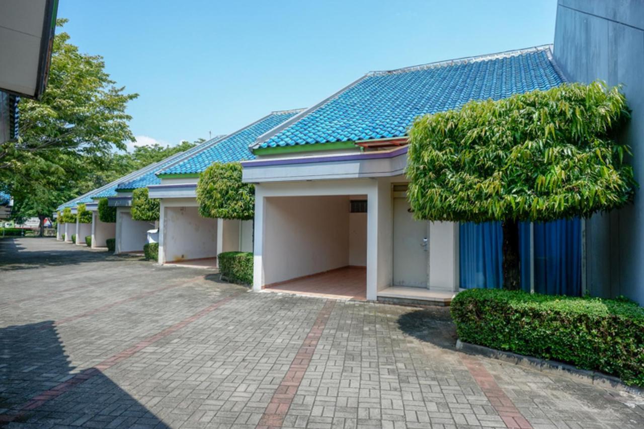 Hotel New Puri Garden Bandara Semarang Exterior photo