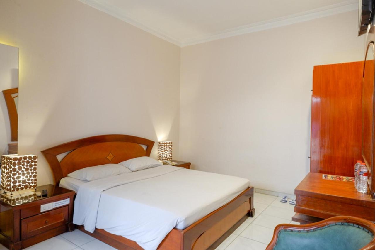 Hotel New Puri Garden Bandara Semarang Exterior photo