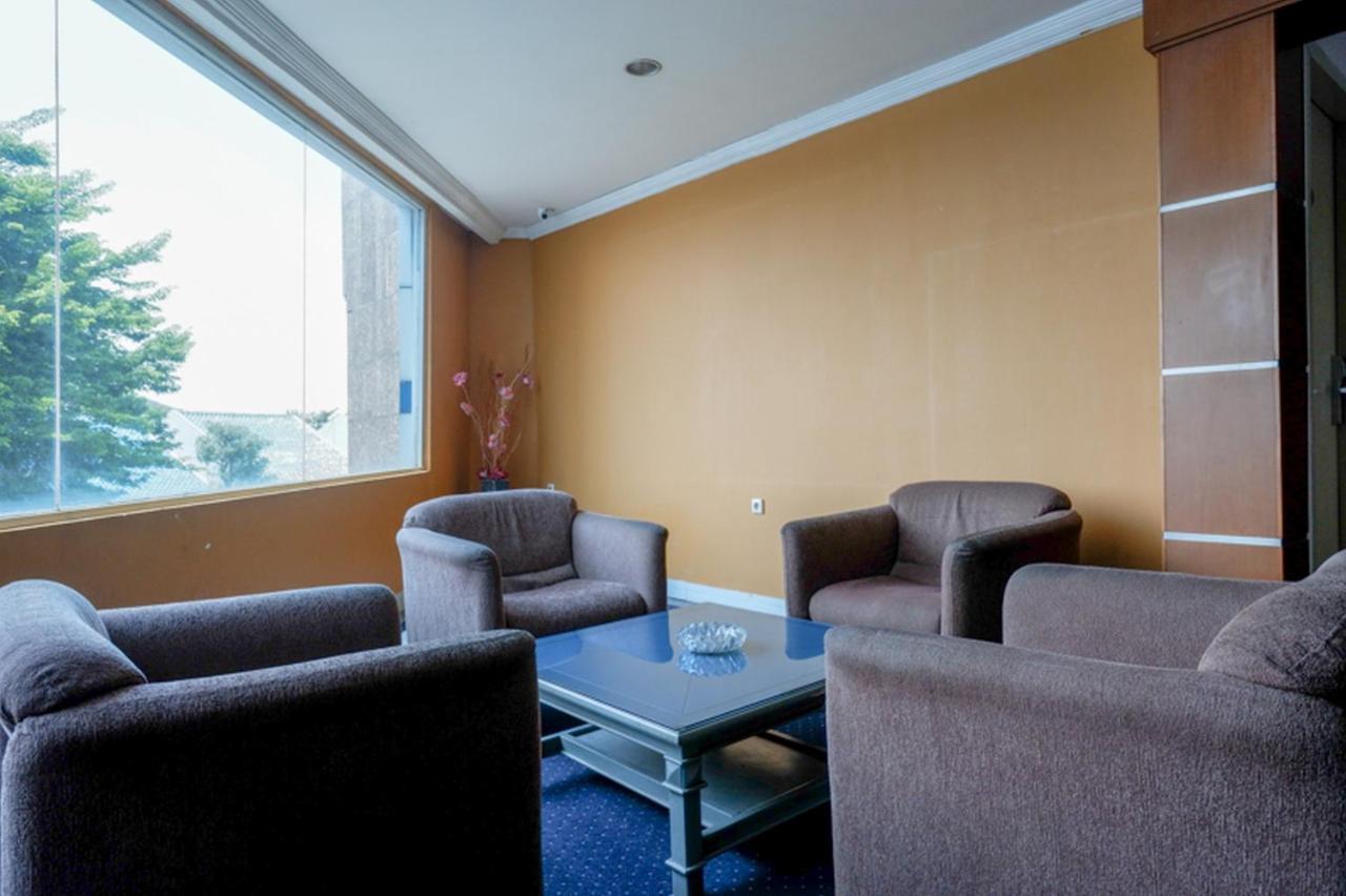 Hotel New Puri Garden Bandara Semarang Exterior photo