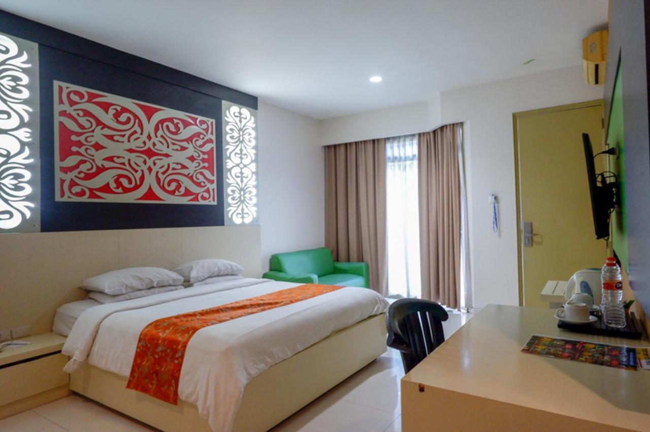 Hotel New Puri Garden Bandara Semarang Exterior photo