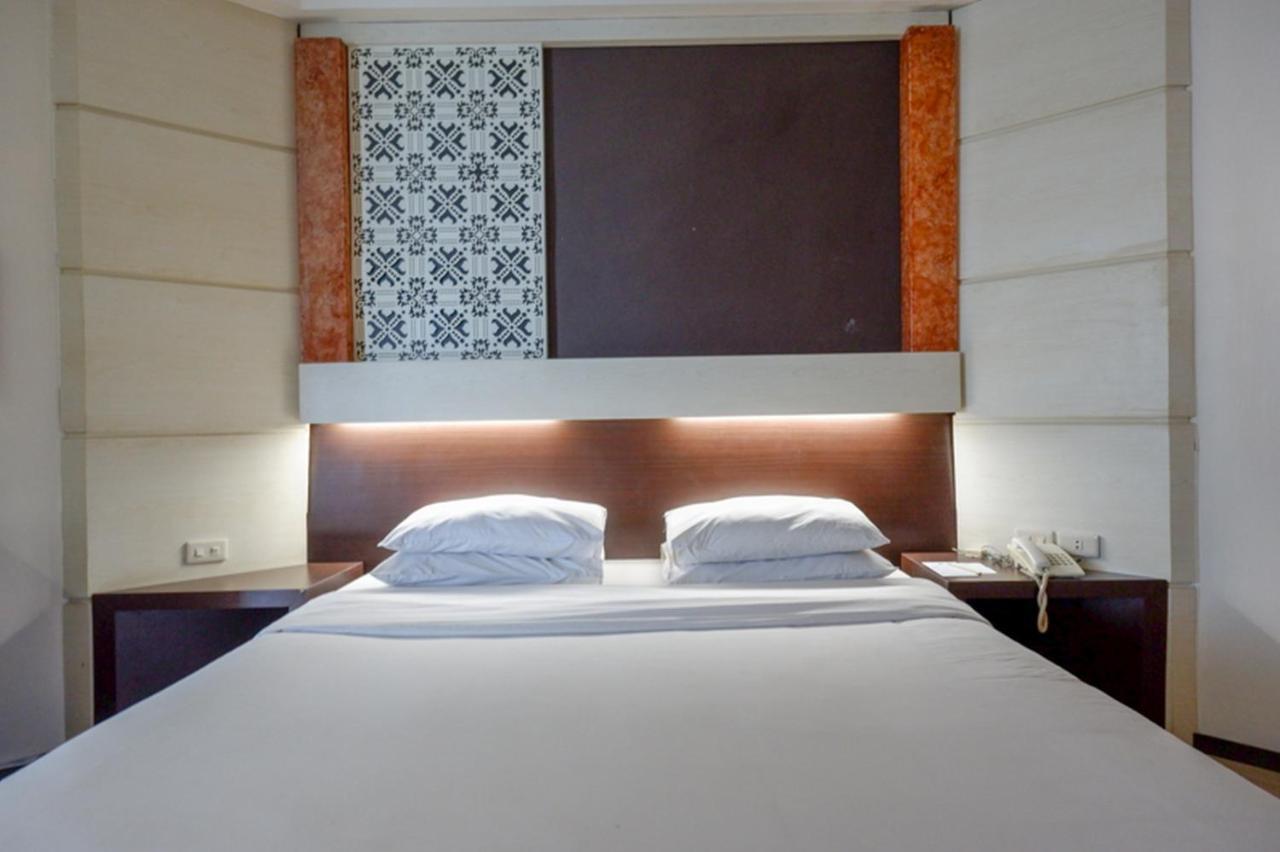 Hotel New Puri Garden Bandara Semarang Exterior photo