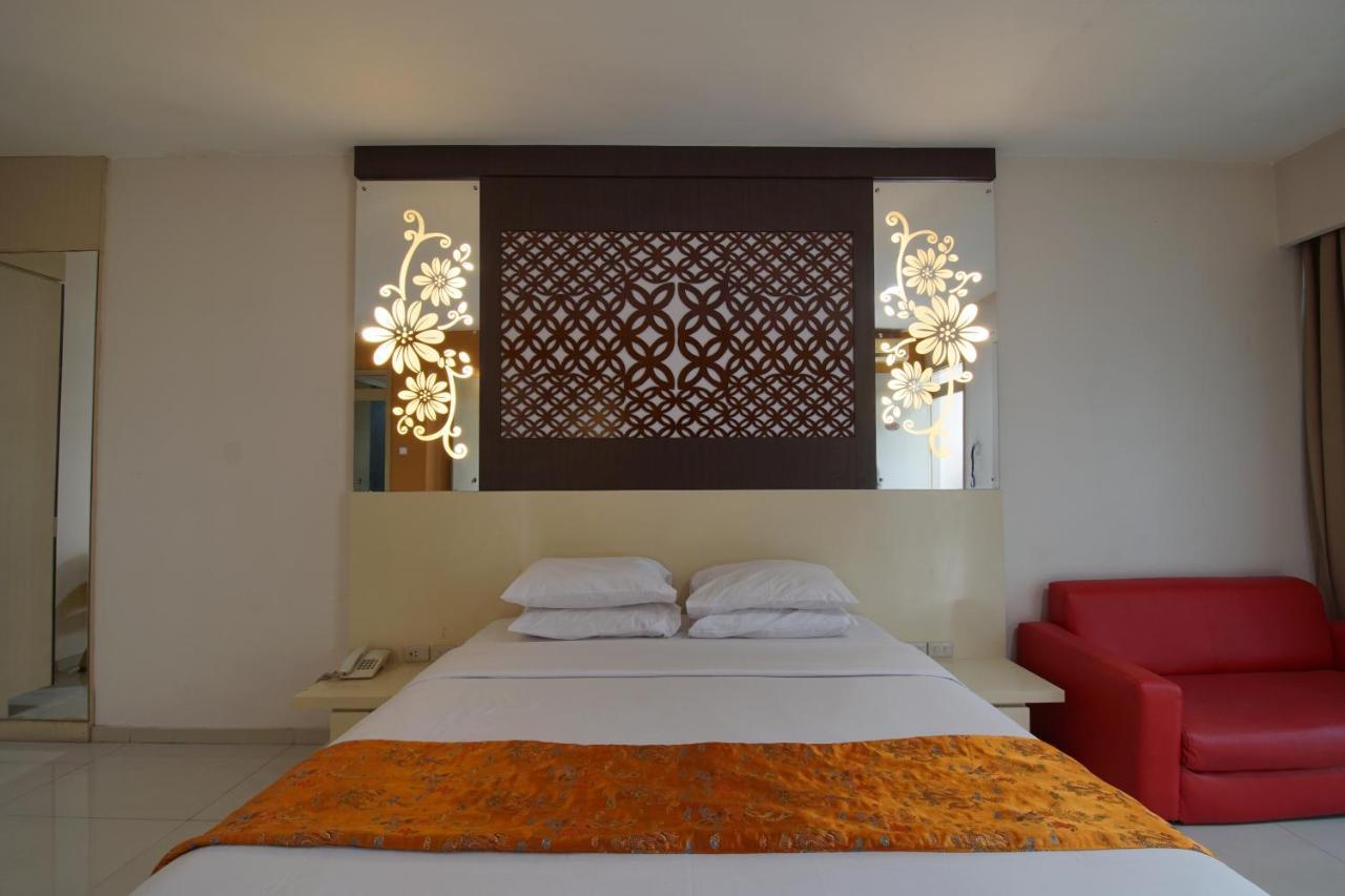 Hotel New Puri Garden Bandara Semarang Exterior photo